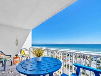 CURRENTLY UNDER CONTRACT, SELLER WILL CONSIDER BACKUP OFFERS - on Signal Hill Golf Course, Inc. in Florida - for sale on GolfHomes.com, golf home, golf lot