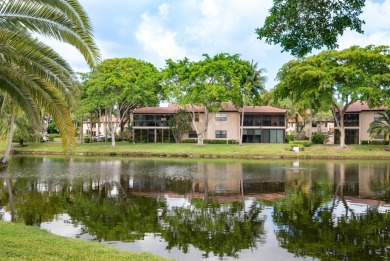 Gorgeous and fully updated WATERFRONT, lake view, corner unit in on Boca Lago Golf and Country Club in Florida - for sale on GolfHomes.com, golf home, golf lot