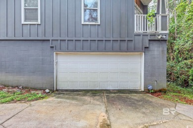 Beautiful 3 bedroom, 2 bathroom home in the desirable Lake on Lake Forest Yacht and Country Club in Alabama - for sale on GolfHomes.com, golf home, golf lot
