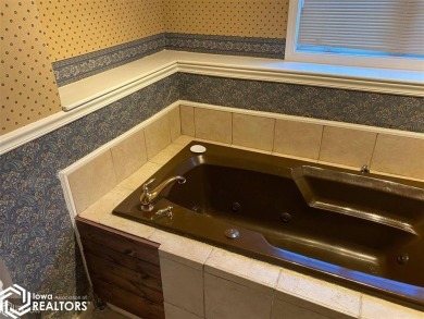 Welcome to this 1,200 sq ft tri-level home, perfectly positioned on Green Acres Golf Club in Iowa - for sale on GolfHomes.com, golf home, golf lot