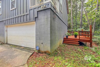 Beautiful 3 bedroom, 2 bathroom home in the desirable Lake on Lake Forest Yacht and Country Club in Alabama - for sale on GolfHomes.com, golf home, golf lot