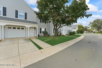 Welcome to this spacious, move-in ready home in a desirable on Rossmoor Golf Club in New Jersey - for sale on GolfHomes.com, golf home, golf lot