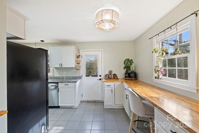 Located in Flat Rock, NC, this 1,917 sq ft single-family home on Highland Lake Golf Club in North Carolina - for sale on GolfHomes.com, golf home, golf lot