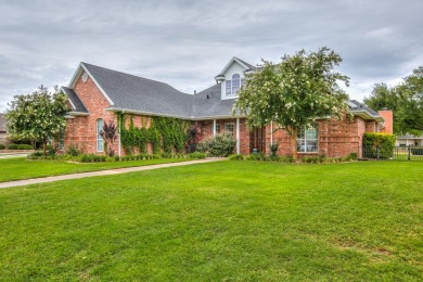 Welcome to this stunning 4-bedroom, 4-bath home located in the on Bentwood Country Club in Texas - for sale on GolfHomes.com, golf home, golf lot
