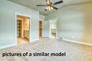 It's a beautiful life in this spacious single level townhouse! on Village Greens Golf Club in Montana - for sale on GolfHomes.com, golf home, golf lot