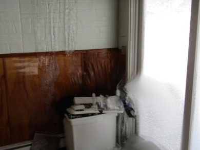 APPROVED SHORT SALE PRICE: $71250
Bring your toolbox! Cape on Hillcrest Golf Club in Maine - for sale on GolfHomes.com, golf home, golf lot
