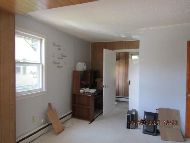 APPROVED SHORT SALE PRICE: $71250
Bring your toolbox! Cape on Hillcrest Golf Club in Maine - for sale on GolfHomes.com, golf home, golf lot