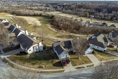 Welcome to this beautifully renovated townhome, perfectly on Teetering Rocks Links in Missouri - for sale on GolfHomes.com, golf home, golf lot