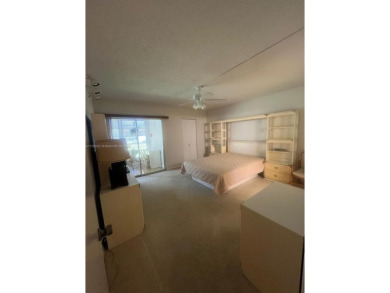 GATE COMMUNITY, 2 LARGE BEDROOMS WITH 2 FULL BATHS CONDO, SOLD on Wynmoor Golf Course in Florida - for sale on GolfHomes.com, golf home, golf lot