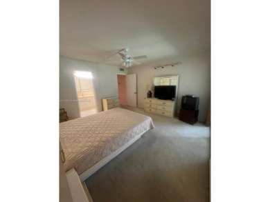 GATE COMMUNITY, 2 LARGE BEDROOMS WITH 2 FULL BATHS CONDO, SOLD on Wynmoor Golf Course in Florida - for sale on GolfHomes.com, golf home, golf lot