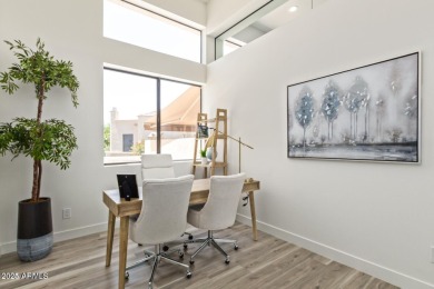 This fully furnished, turnkey 3-bedroom, 2-bath townhouse has on Gainey Ranch Golf Club in Arizona - for sale on GolfHomes.com, golf home, golf lot