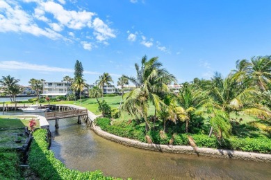 Experience mid-century modern charm in this cozy 1-bed, 1-bath on  in Florida - for sale on GolfHomes.com, golf home, golf lot