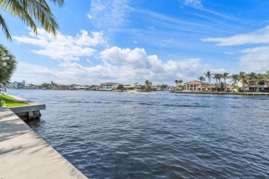 Experience mid-century modern charm in this cozy 1-bed, 1-bath on  in Florida - for sale on GolfHomes.com, golf home, golf lot