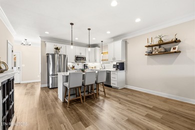 Welcome home to this beautifully maintained all-brick home in on Landmark Golf Club At Avalon in Tennessee - for sale on GolfHomes.com, golf home, golf lot