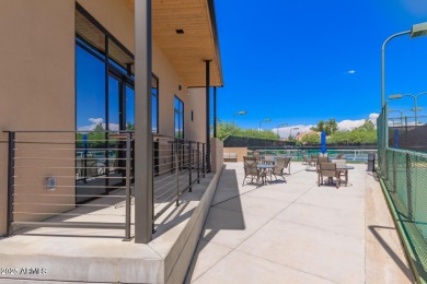 This fully furnished, turnkey 3-bedroom, 2-bath townhouse has on Gainey Ranch Golf Club in Arizona - for sale on GolfHomes.com, golf home, golf lot