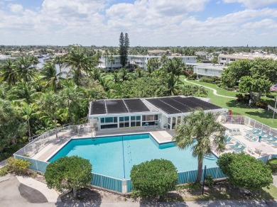 Experience mid-century modern charm in this cozy 1-bed, 1-bath on  in Florida - for sale on GolfHomes.com, golf home, golf lot