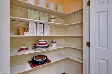 A timeless William E. Poole Colonial in the heart of Ford's on Fords Colony Country Club in Virginia - for sale on GolfHomes.com, golf home, golf lot