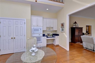 A timeless William E. Poole Colonial in the heart of Ford's on Fords Colony Country Club in Virginia - for sale on GolfHomes.com, golf home, golf lot