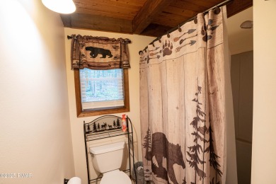 Welcome to this contemporary Pocono retreat located in the on The Hideout Golf in Pennsylvania - for sale on GolfHomes.com, golf home, golf lot