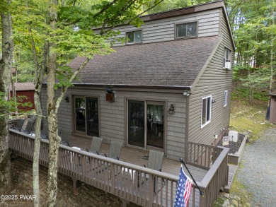 Welcome to this contemporary Pocono retreat located in the on The Hideout Golf in Pennsylvania - for sale on GolfHomes.com, golf home, golf lot