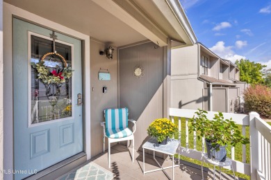 Beautifully Maintained Townhome on the 18th Hole of Cardinal on Diamondhead Country Club in Mississippi - for sale on GolfHomes.com, golf home, golf lot