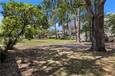 Spacious 3-bedroom, 3-bathroom townhome located in the heart of on Harbour Town Golf Links in South Carolina - for sale on GolfHomes.com, golf home, golf lot