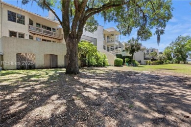 Spacious 3-bedroom, 3-bathroom townhome located in the heart of on Harbour Town Golf Links in South Carolina - for sale on GolfHomes.com, golf home, golf lot