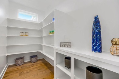 Model Now for Sale - NEW PRICE! - GOLD - PICK OF THE PARADE - on Heritage Park Golf Course in Kansas - for sale on GolfHomes.com, golf home, golf lot