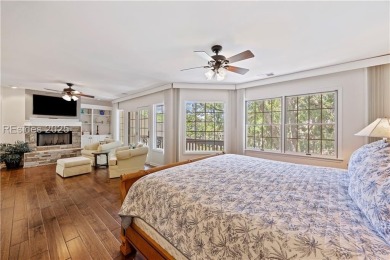 Spacious 3-bedroom, 3-bathroom townhome located in the heart of on Harbour Town Golf Links in South Carolina - for sale on GolfHomes.com, golf home, golf lot