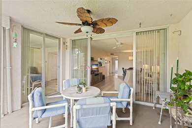 LOWEST PRICED THREE BEDROOM UNIT!! TOP SCHOOL DISTRICT! Spacious on  in Florida - for sale on GolfHomes.com, golf home, golf lot