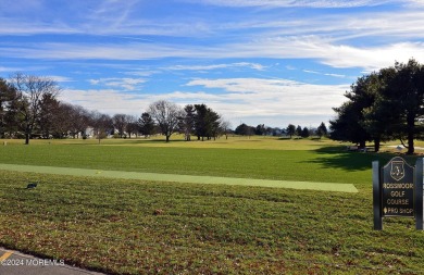 Newly renovated first floor condo with direct entry garage. The on Rossmoor Golf Club in New Jersey - for sale on GolfHomes.com, golf home, golf lot