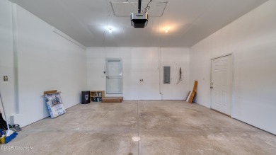 Beautifully maintained 4 bed, 3 bath custom home with 2,624 sq on The Golf Club At Devils Tower in Wyoming - for sale on GolfHomes.com, golf home, golf lot