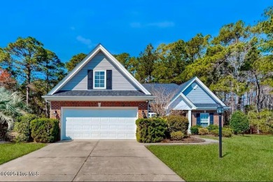 Looking for a beautifully remodeled home in the heart of on Meadowlands Golf Club in North Carolina - for sale on GolfHomes.com, golf home, golf lot