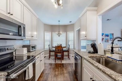 Looking for a beautifully remodeled home in the heart of on Meadowlands Golf Club in North Carolina - for sale on GolfHomes.com, golf home, golf lot