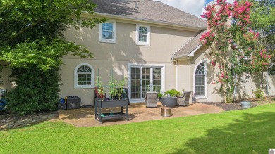 Feels Like Home:  This 5-bedroom, 2.5-bath home is move-in ready on Rolling Hills Country Club in Kentucky - for sale on GolfHomes.com, golf home, golf lot
