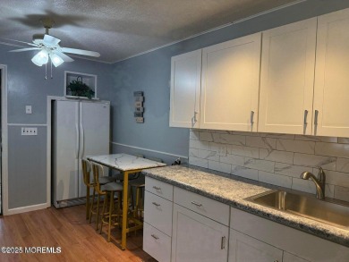 This updated 1-bedroom co-op in Crestwood Village 1, Whiting, NJ on Keswick Village Golf Course in New Jersey - for sale on GolfHomes.com, golf home, golf lot