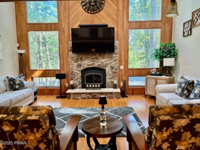 Immaculate move-in ready home in one of Lake Wallenpaupack's on Paupack Hills Golf and Country Club in Pennsylvania - for sale on GolfHomes.com, golf home, golf lot