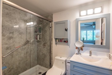 Beautifully updated top floor 2 bedrooms 2 baths unit with on The President Country Club in Florida - for sale on GolfHomes.com, golf home, golf lot