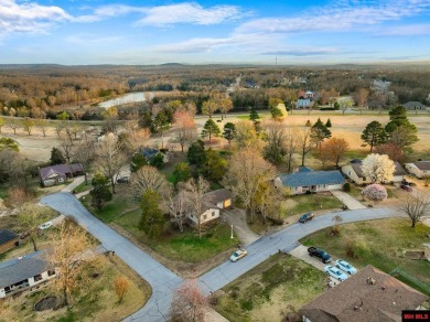 Beautifully updated golf course home on a corner lot! This 3 on Twin Lakes Golf Club in Arkansas - for sale on GolfHomes.com, golf home, golf lot