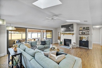 Welcome to this beautifully updated 3-bedroom, 2-bath on Spruce Creek Golf Club in Florida - for sale on GolfHomes.com, golf home, golf lot