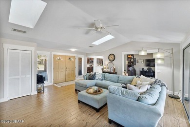 Welcome to this beautifully updated 3-bedroom, 2-bath on Spruce Creek Golf Club in Florida - for sale on GolfHomes.com, golf home, golf lot