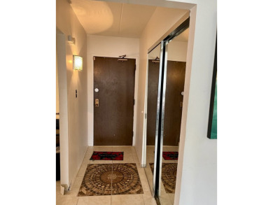 Spacious & Updated 3-Bedroom, 2-Bath Condo - Packed with on River Oaks Golf Course in Illinois - for sale on GolfHomes.com, golf home, golf lot