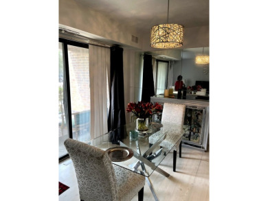 Spacious & Updated 3-Bedroom, 2-Bath Condo - Packed with on River Oaks Golf Course in Illinois - for sale on GolfHomes.com, golf home, golf lot