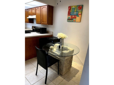 Spacious & Updated 3-Bedroom, 2-Bath Condo - Packed with on River Oaks Golf Course in Illinois - for sale on GolfHomes.com, golf home, golf lot