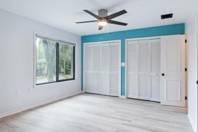 Come check out this quaint Townhouse nestled close to downtown on Hilaman Park Golf Course in Florida - for sale on GolfHomes.com, golf home, golf lot