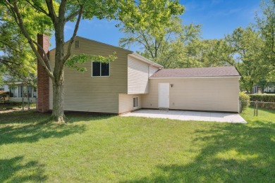 Spacious home on a premium cul-de-sac lot close to Raymond Mem'l on Raymond Memorial Golf Course in Ohio - for sale on GolfHomes.com, golf home, golf lot