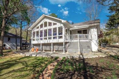 The location of this great house overlooking water feature on on Coronado Golf Course in Arkansas - for sale on GolfHomes.com, golf home, golf lot