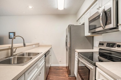 Welcome to this beautifully updated 1st-floor condo in Buck on Aberdeen Golf and Country Club in South Carolina - for sale on GolfHomes.com, golf home, golf lot