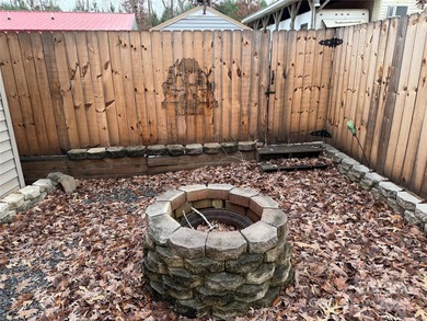 Here is an opportunity to hit the road and enjoy America with on The Tillery Tradition Country Club in North Carolina - for sale on GolfHomes.com, golf home, golf lot