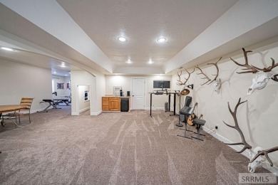 This beautiful 5-bedroom, 3-bathroom home is located in the on Sage Lakes Municipal Golf Course in Idaho - for sale on GolfHomes.com, golf home, golf lot